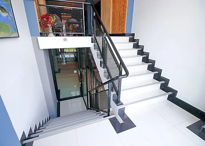 Oyo 478 The Diamond 24 Minburi 2*